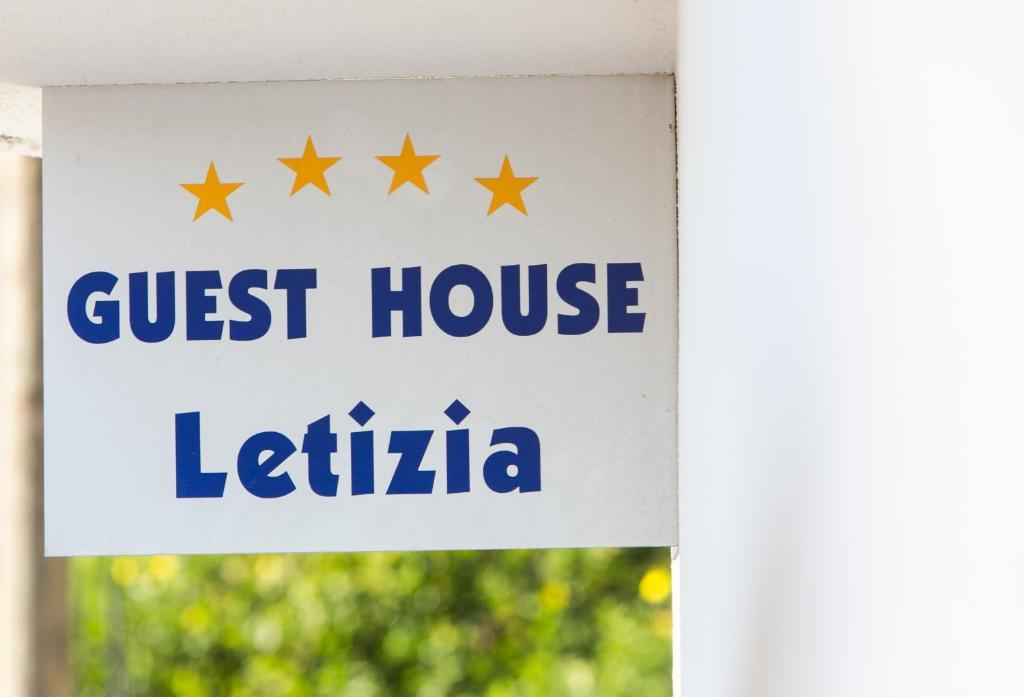 Guest House Letizia Ragusa Esterno foto